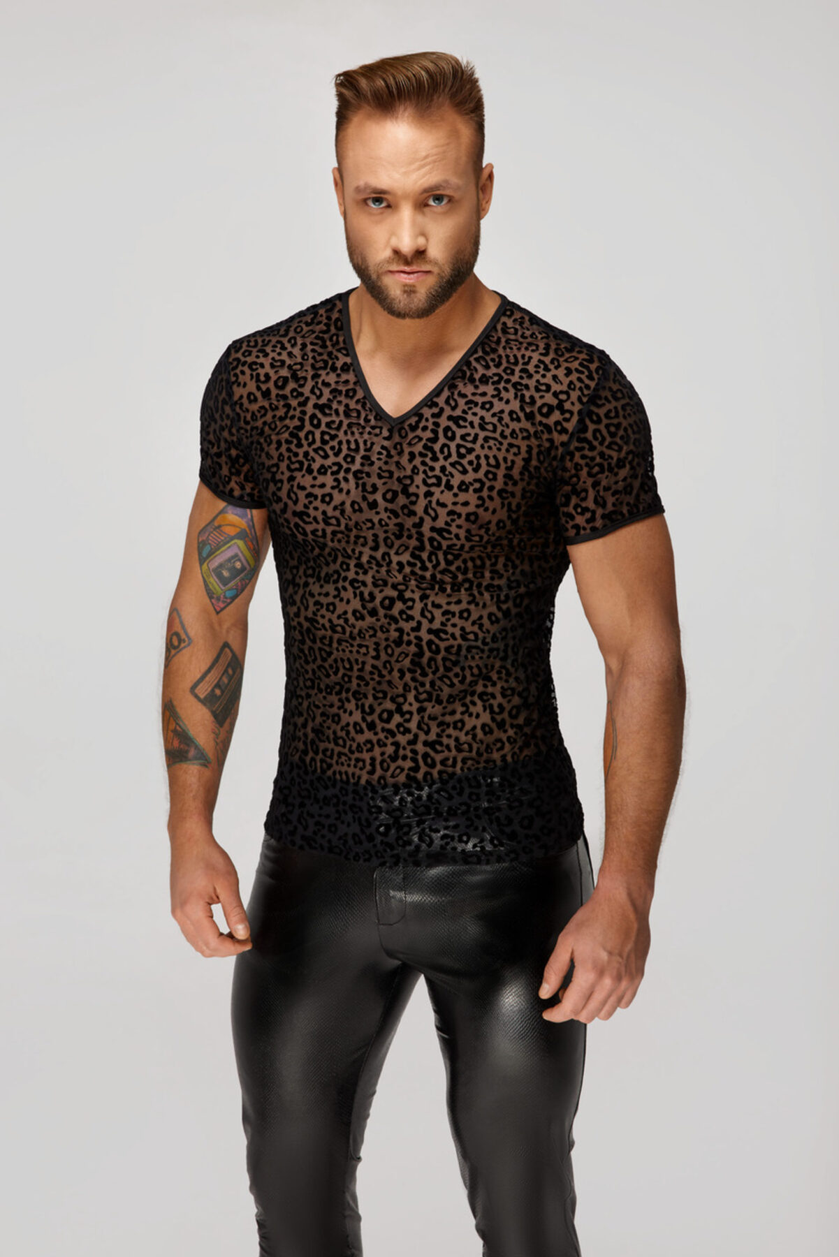 Noir Handmade Leopard flock v-neck t-shirt - Image 2