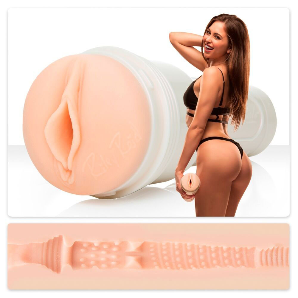 Fleshlight Riley Reid Utopia Flesh - Image 2
