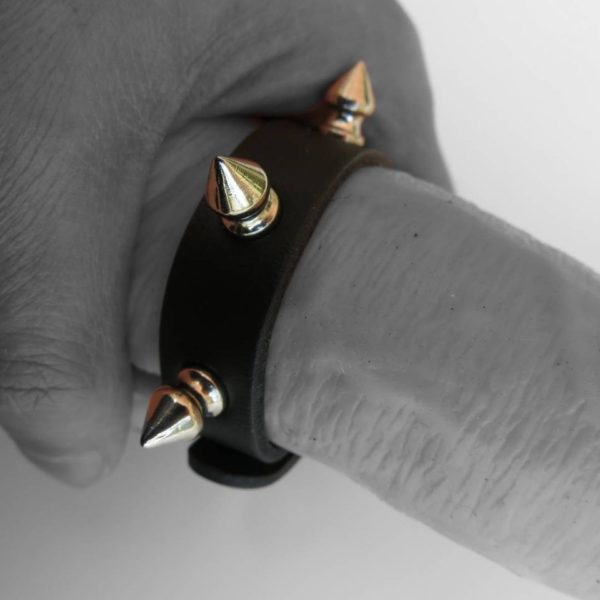 Leather Spike nail adjustable cock ring - Image 4