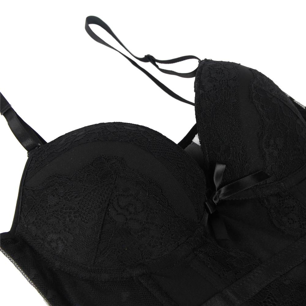 Plus Size Deluxe Black Corset with Suspenders - Image 4